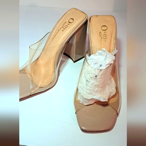 Olivia Ferragamo Chunky Heels, Clear, Open Back . Size 5 1/2 - Picture 6 of 9